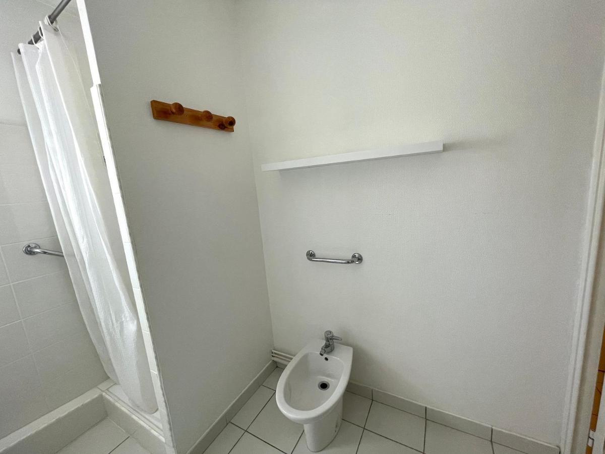 Superbe T2 à deux pas de la gare avec parking! Apartamento Annecy Exterior foto
